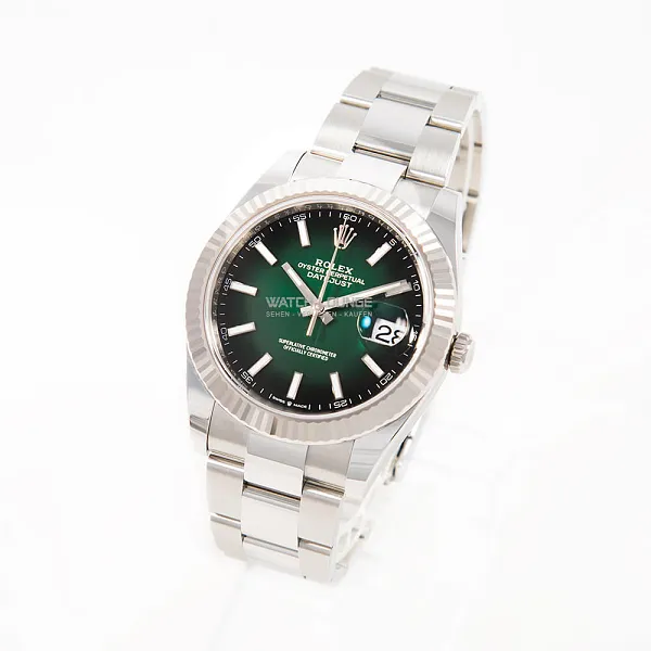19241_watchlounge_lo.jpg