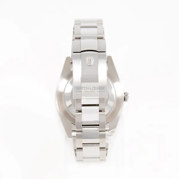 19245_watchlounge_lo.jpg