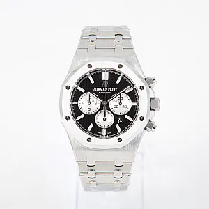 1_02438_watchlounge_lo.jpg