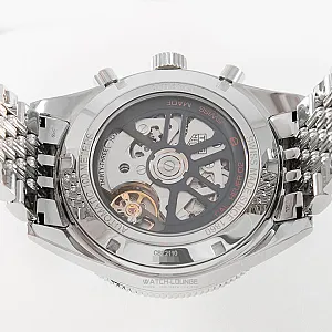 1_02662_watchlounge_lo.jpg