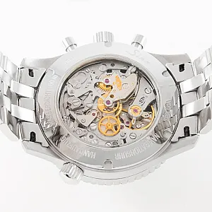 2_02550_watchlounge_lo.jpg