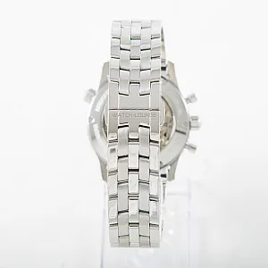 2_02552_watchlounge_lo.jpg