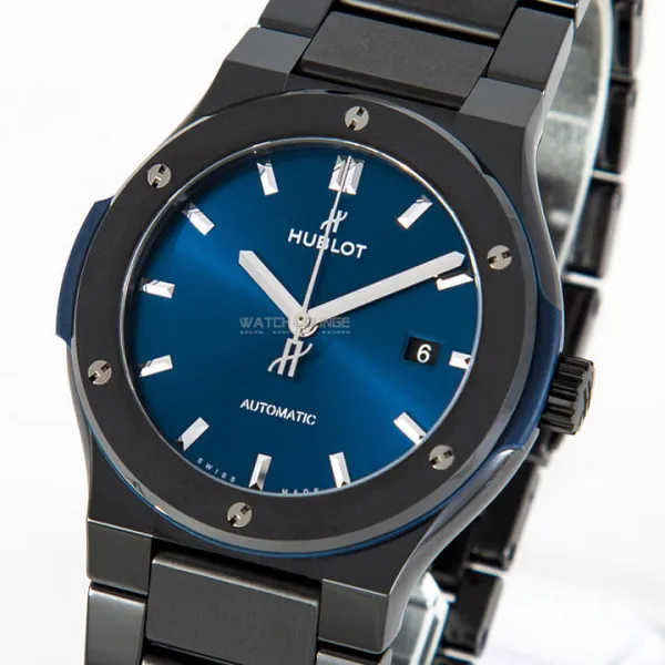 2_02564_watchlounge_lo.jpg