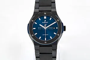 2_02566_watchlounge_lo.jpg