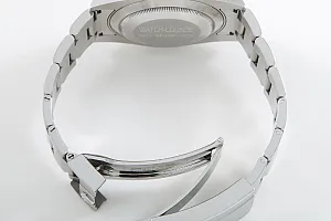 70_watchlounge_lo_2.jpg