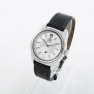 7_039_watchlounge_lo.jpg